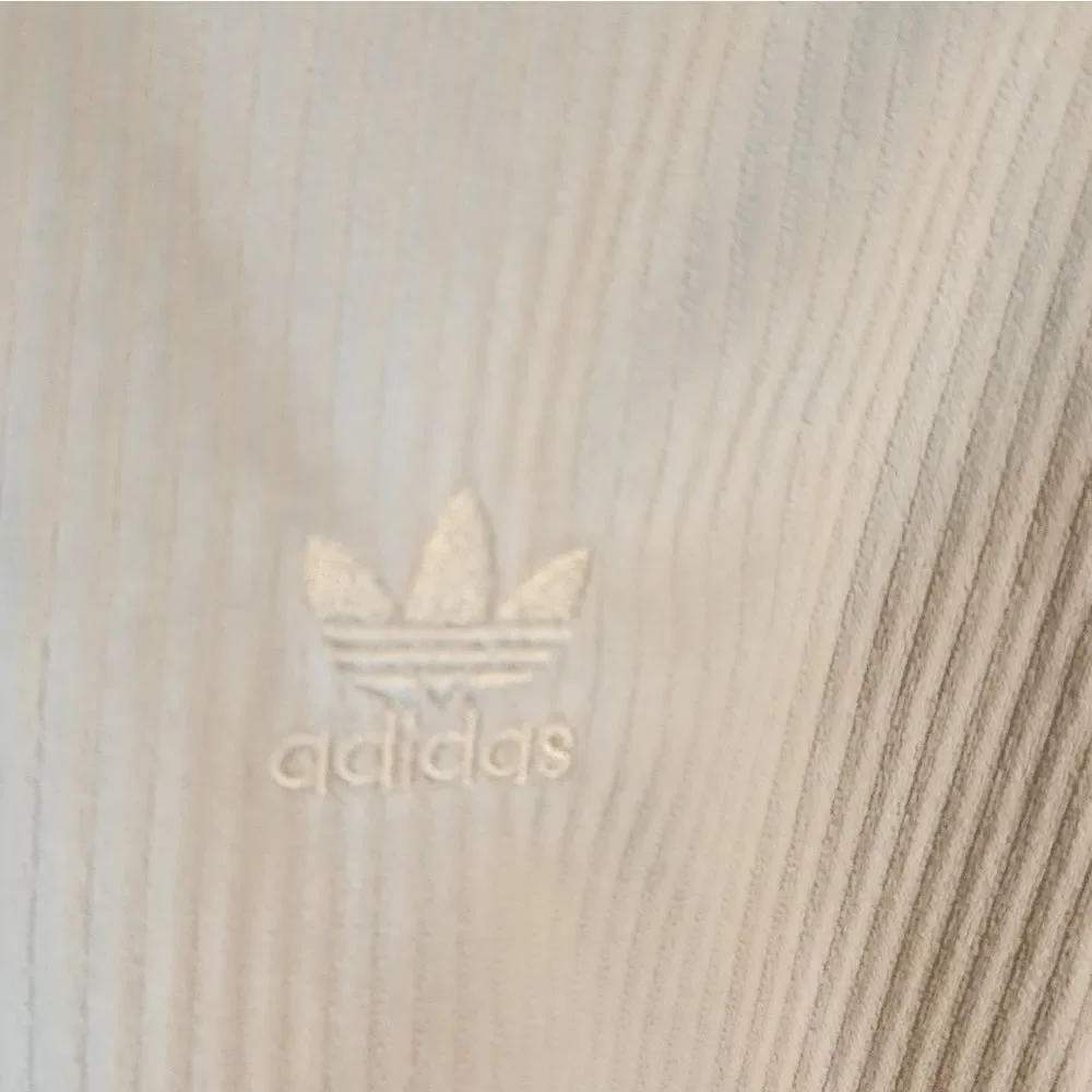 Men's Adidas sweater, size Medium